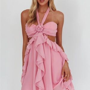 Selfie Leslie Viral Santiago Ruffle Cutout Dress MIDI
